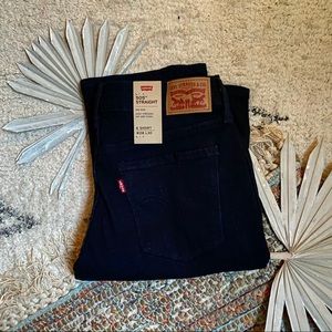 NWT Levi’s 505 Straight Leg Jeans